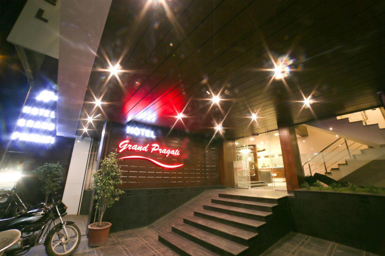 格兰德普拉盖蒂酒店 苏拉特 外观 照片